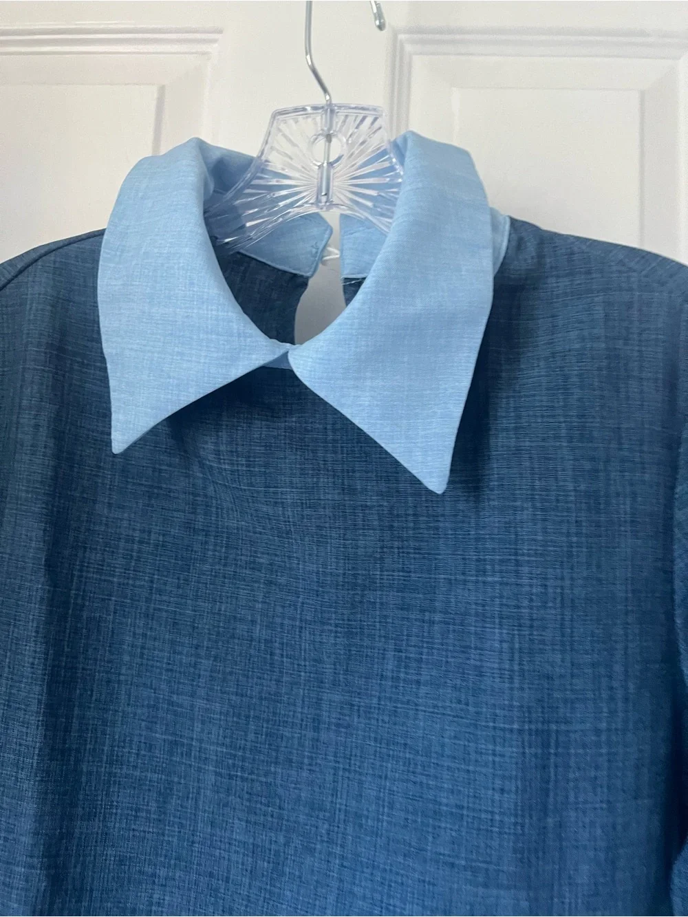 Two-Tone Blue Short-Sleeve Blouse - Picture 3 of 6